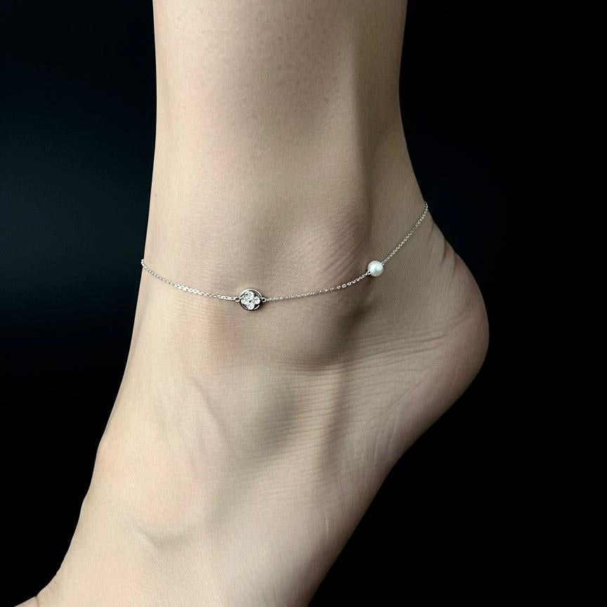Lustrous Pearl Anklet